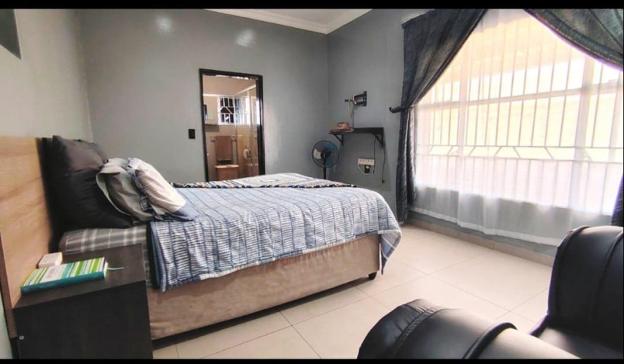 7 Bedroom Property for Sale in Deneysville Free State